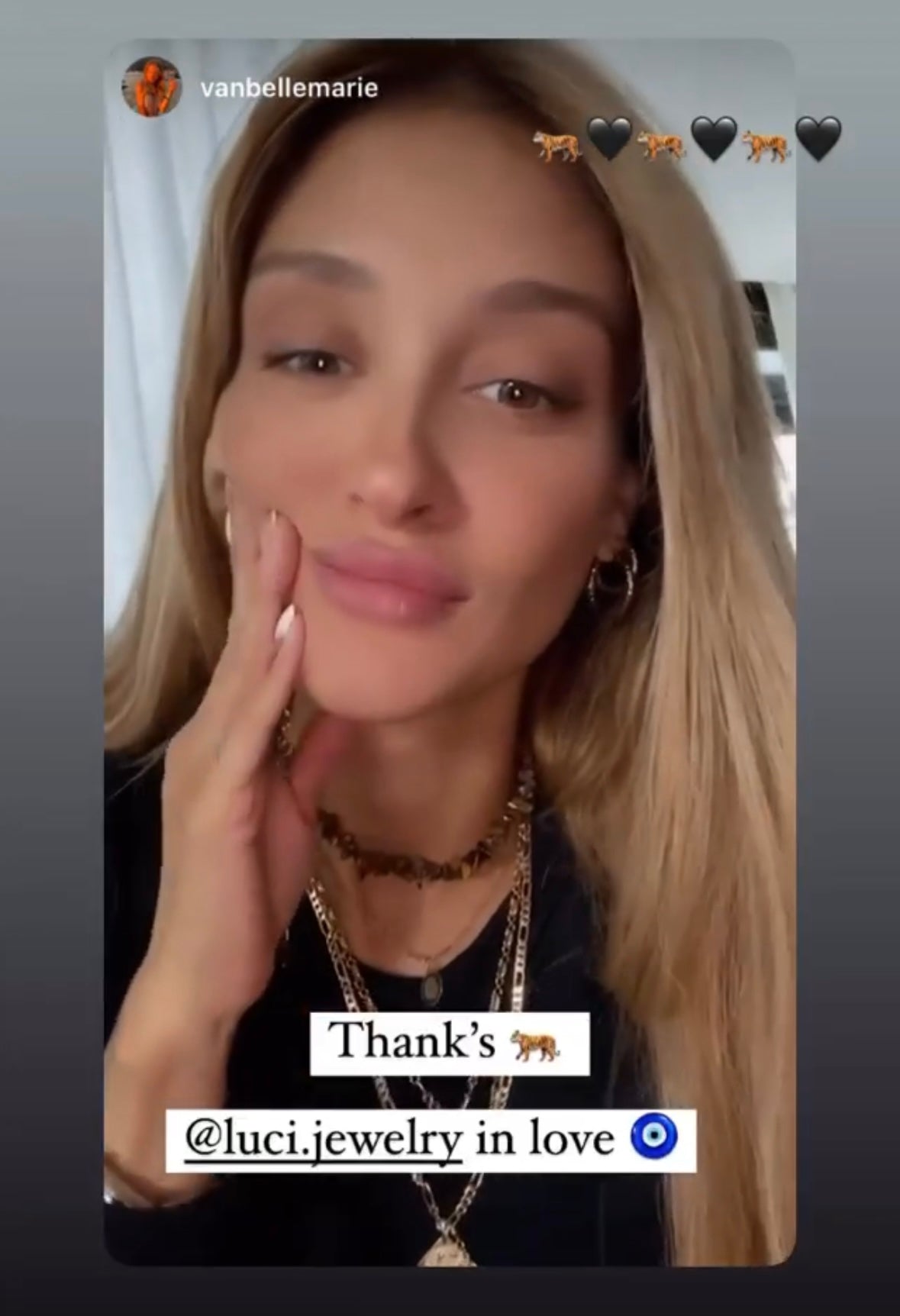 tiger balm (collier)