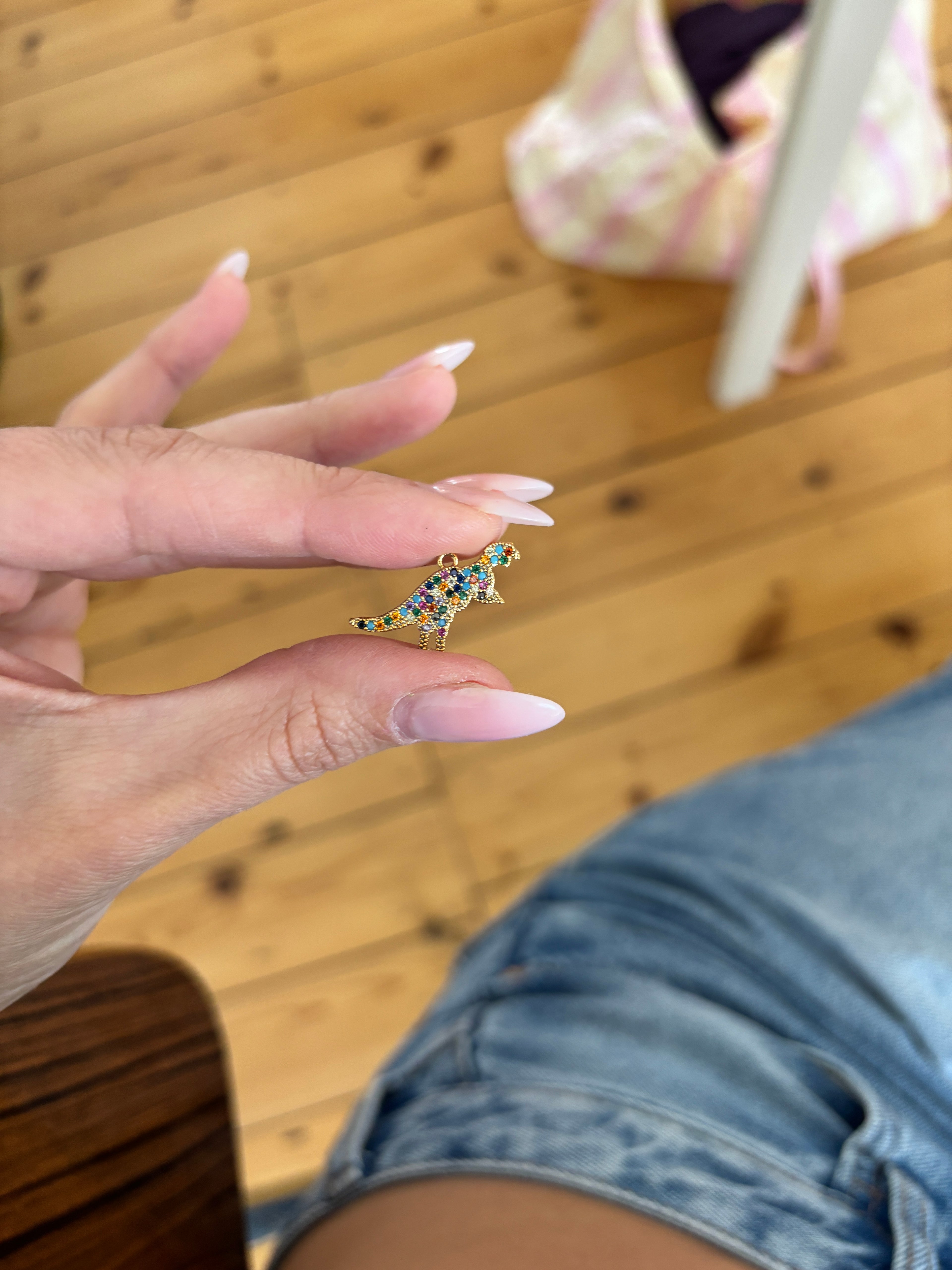 baby dino (charm)